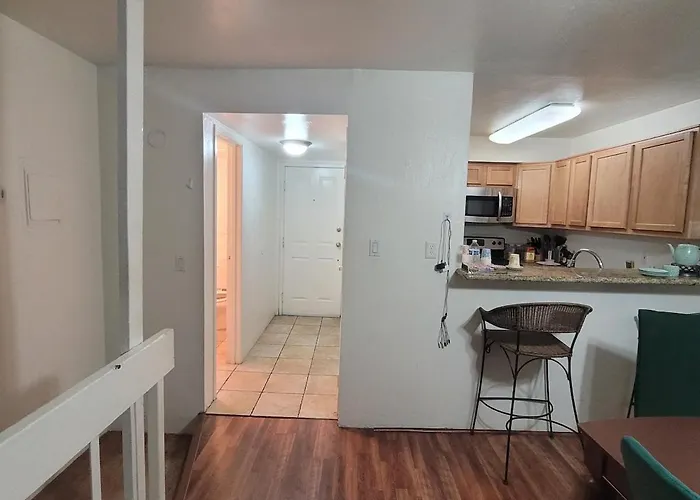 Apartamento Resort-style With Pool, Balcony, Walk To U Of A Tucson
